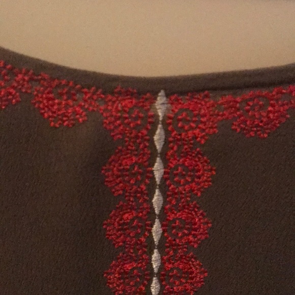 Olive Green Top - Picture 3 of 4